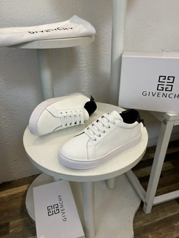 givenchy enfants chaussures pour enfants s_11551431